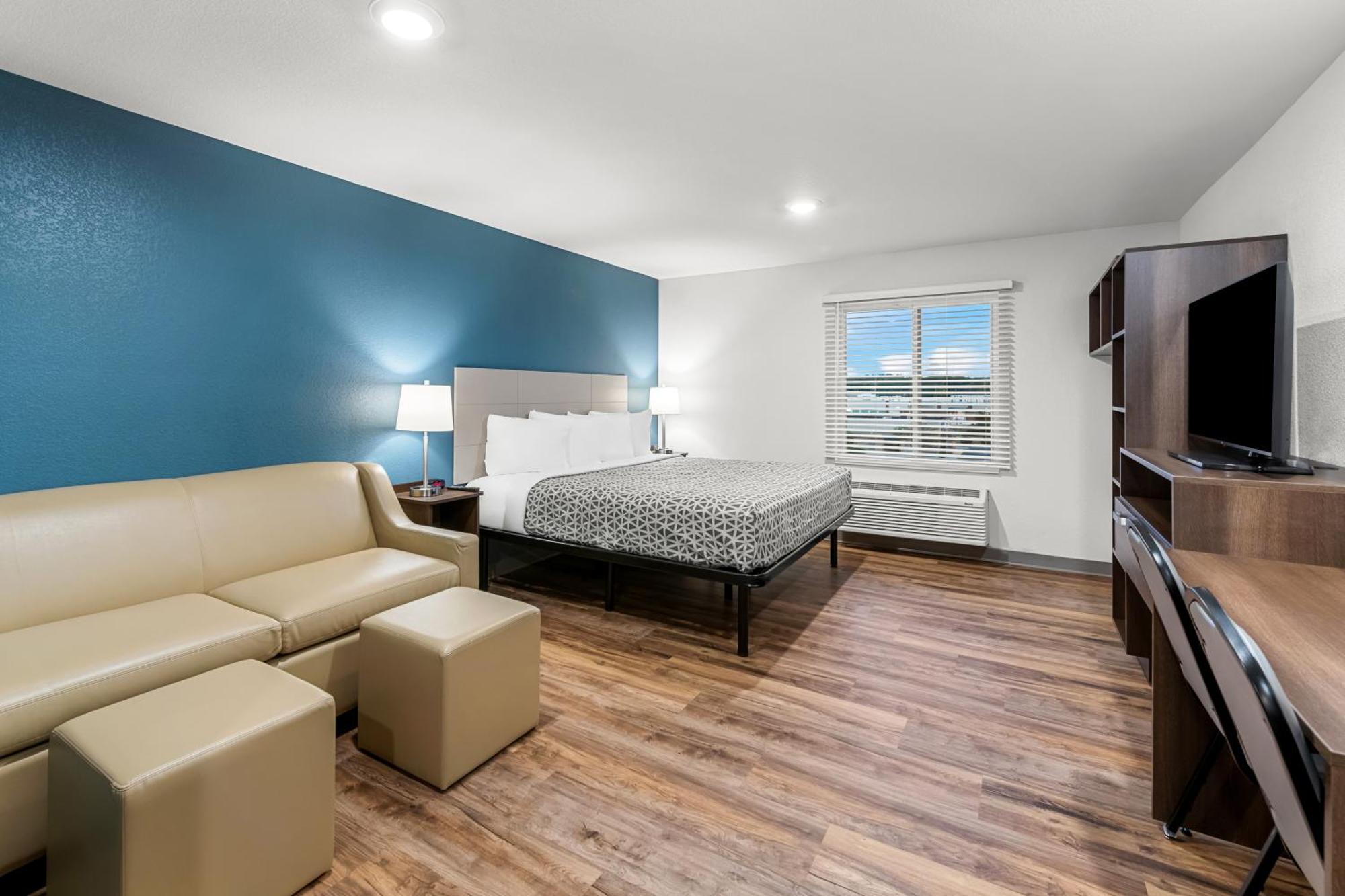 Woodspring Suites Kansas City Airport Exterior photo