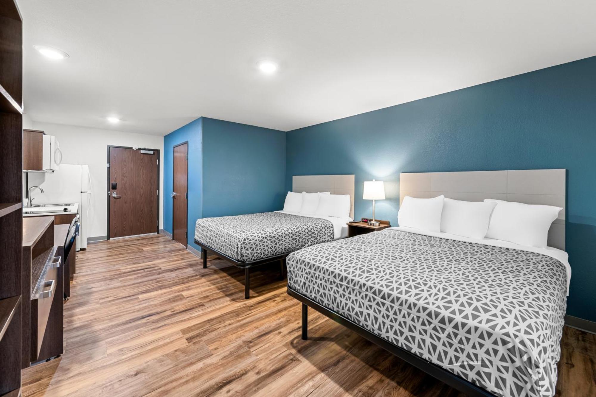 Woodspring Suites Kansas City Airport Exterior photo